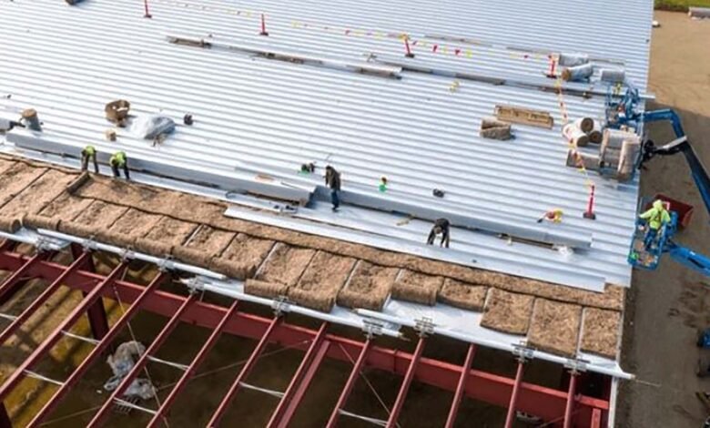 What to Expect During a Commercial Roof Replacement in Houston