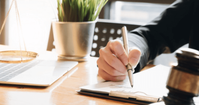 How Certified Notary Services Support Your Estate Planning Documents