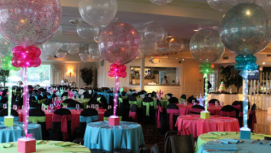 What kind of decorations look good at a corporate party