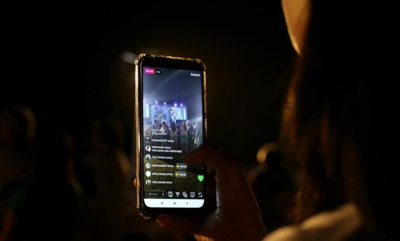 powering reliable phone lookup