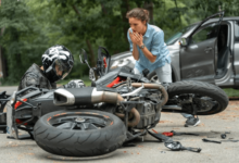 Choosing the Right Lawyer After a Motorcycle Accident With an Uninsured Driver